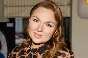 «Скептикам здесь не место»: звезда Comedy Woman Надежда Ангарская показала фигуру после феноменального похудения «Скептикам здесь не место»: звезда Comedy Woman Надежда Ангарская показала фигуру после феноменального похудения