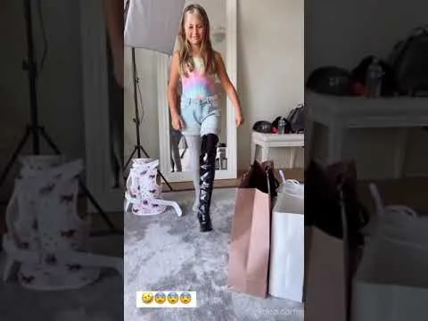 Нажми и смотри