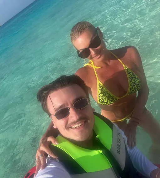 Марчел Абаби и Анастасия Волочкова на Мальдивах