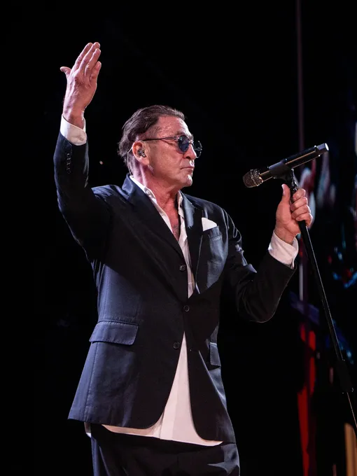 Григорий Лепс сосредоточился на работе