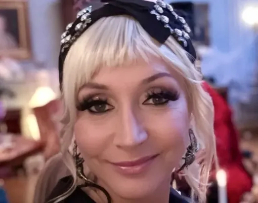 Кристина Орбакайте не подозревает, что в Уфе живет ее «двойник» Кристина Орбакайте не подозревает, что в Уфе живет ее «двойник»