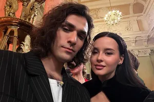 Победитель «Битвы экстрасенсов» Олег Шепс женился на фотографе Полине Еременко в Москве Победитель «Битвы экстрасенсов» Олег Шепс женился на фотографе Полине Еременко в Москве