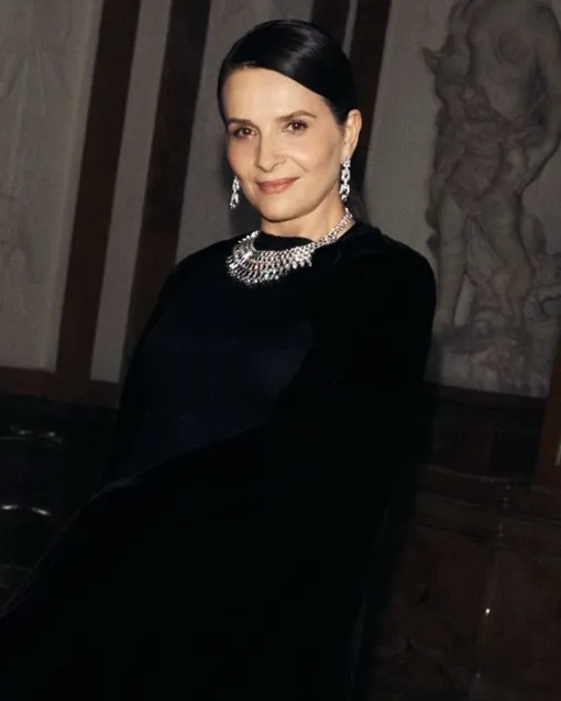 Французская актриса предпочитает нюдовые и при этом чувственные цвета помады для губ