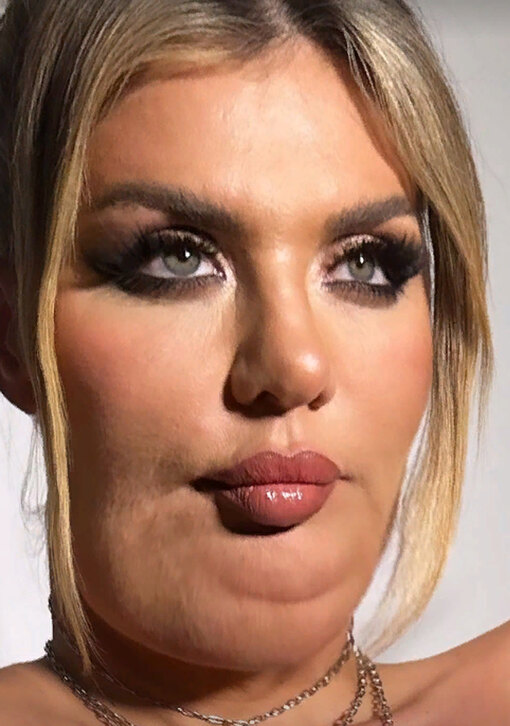 Леопардовый принт: Анна Седокова удивила смелым образом