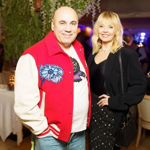 Валерия поддерживает мужа в сложных ситуациях Валерия поддерживает мужа в сложных ситуациях