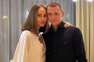 Жена Павла Мамаева показала фото, как в детской кровати ее новорожденного сына спят кошки Жена Павла Мамаева показала фото, как в детской кровати ее новорожденного сына спят кошки