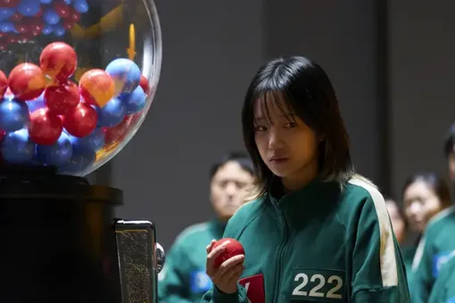 Дочь игрока 222 становится победителем игры Дочь игрока 222 становится победителем игры