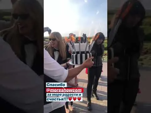 Нажми и смотри