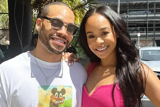 Тайная свадьба: дочь Мартина Лоуренса вышла замуж за сына Эдди Мерфи Тайная свадьба: дочь Мартина Лоуренса вышла замуж за сына Эдди Мерфи