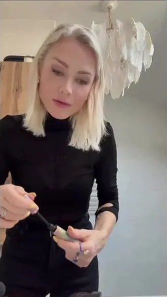 Нажми и смотри