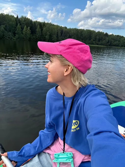 Кристина Асмус провела выходные на природе