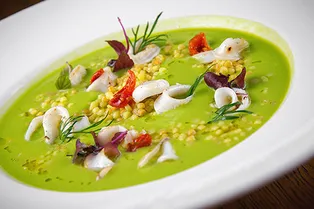 Легкие овощные супы: 3 рецепта московских шеф-поваров