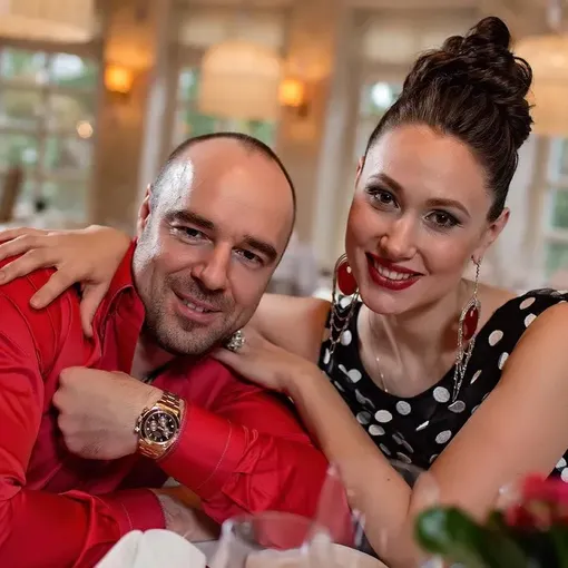 Роман и Елена Товстик Роман и Елена Товстик