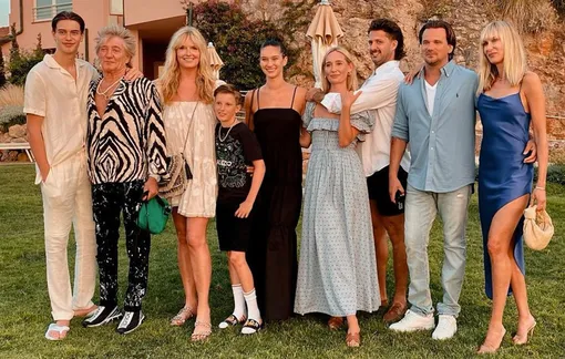 Род Стюарт и его восемь детей