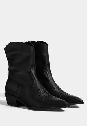 Bershka, 5999 руб.