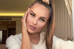 «У меня самый редкий цвет глаз»: Ханна показала поклонникам впечатляющее видео «У меня самый редкий цвет глаз»: Ханна показала поклонникам впечатляющее видео