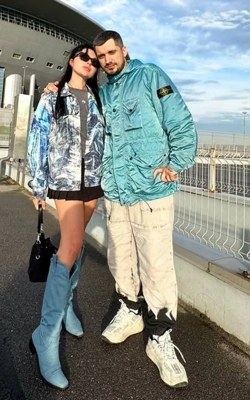 Ева Карицкая и Паша Техник развелись в 2023 году