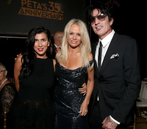 София Тоуфа, Памела Андерсон и Томми Ли