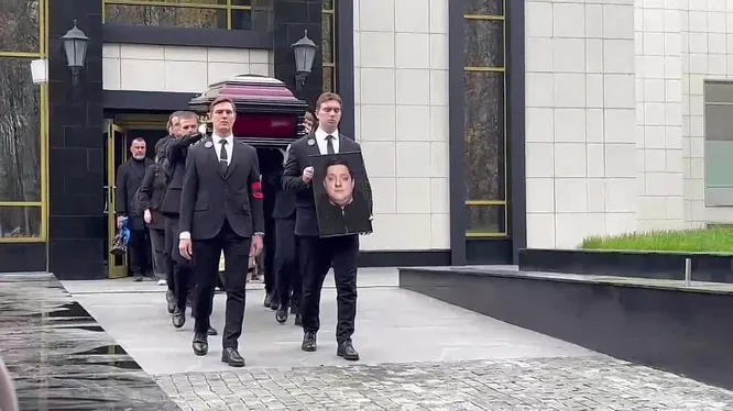 Нажми и смотри