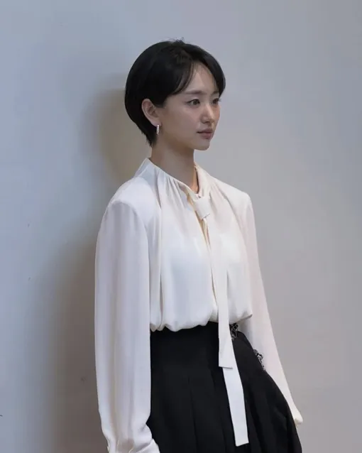 Джи-ан показала свое видение каре с челкой Джи-ан показала свое видение каре с челкой