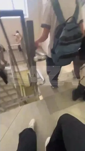 Нажми и смотри