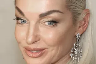 «Я дам фору любой 20-летней девчонке!»: Волочкова заявила, что не боится выглядеть старше рядом с молодым певцом «Я дам фору любой 20-летней девчонке!»: Волочкова заявила, что не боится выглядеть старше рядом с молодым певцом