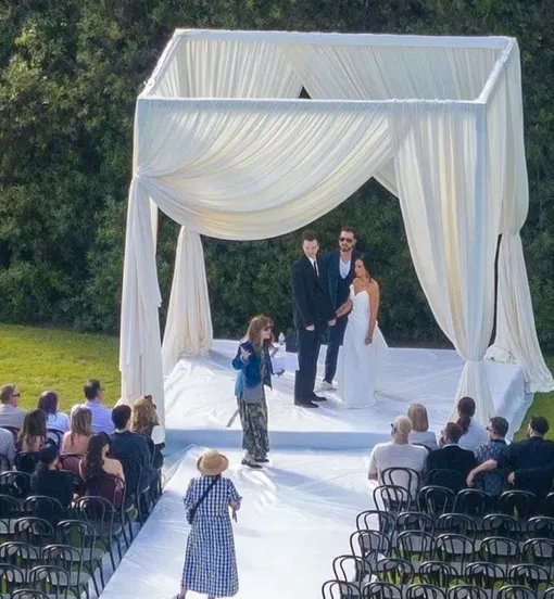 Деми Ловато с женихом на репетиции свадебной церемонии Деми Ловато с женихом на репетиции свадебной церемонии