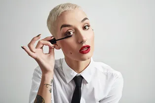 Сила дуэта: как смешивать туши, чтобы получить идеальную форму ресниц