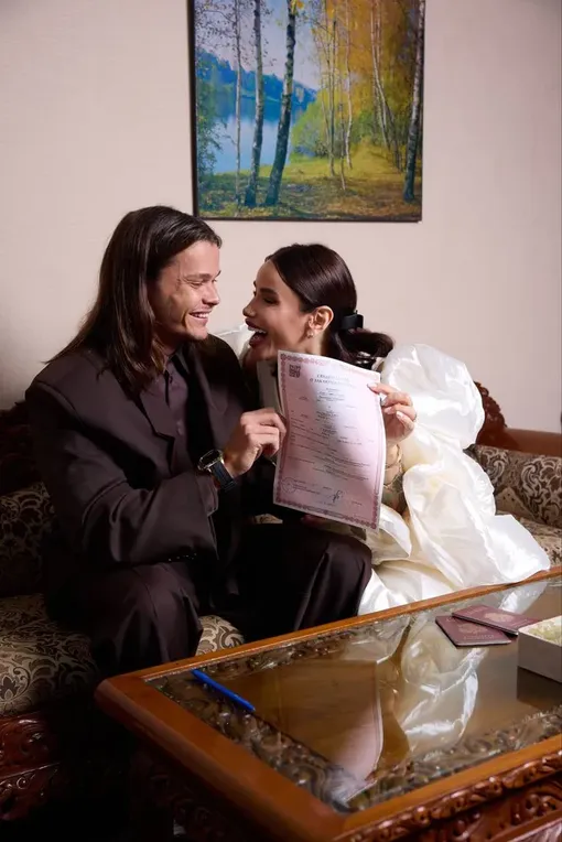 Айза вышла замуж в третий раз