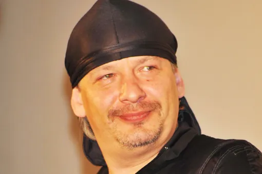 «Забыл меня»: отец Дмитрия Марьянова заявил, что внук перестал общаться с ним после скандала с квартирой «Забыл меня»: отец Дмитрия Марьянова заявил, что внук перестал общаться с ним после скандала с квартирой