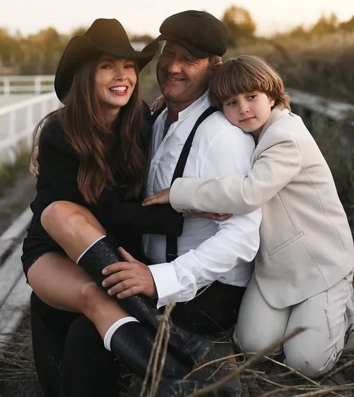 Наталья Бардо и Марюс Вайсберг с сыном Эриком Наталья Бардо и Марюс Вайсберг с сыном Эриком