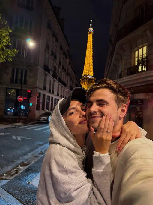 Стася Миловславская поцеловала Егора Ушакова