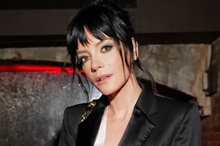 Лили Аллен призналась, почему увеличила грудь после развода с изменником