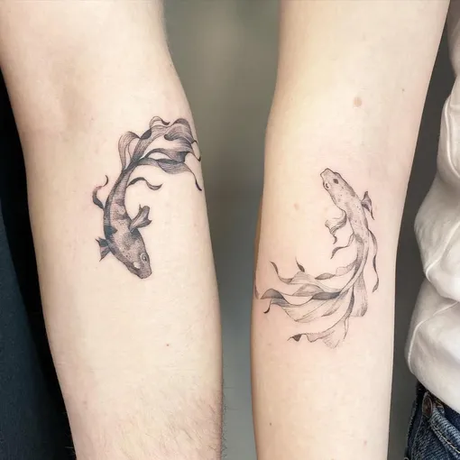 парная татуировка карпы