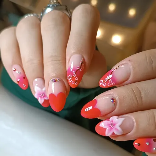 весенний маникюр 2026 сакура