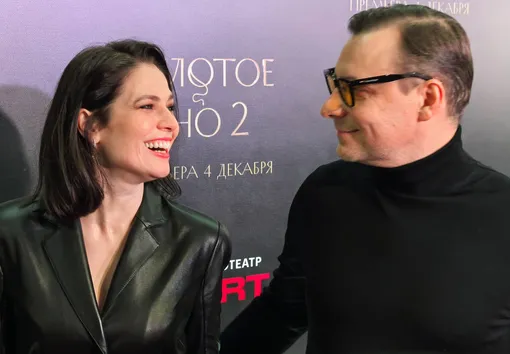 Юлия Снигирь рассмеялась после шутки мужа