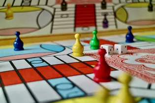 Лучшие игры для компании: больше 20 идей для взрослых и детей Лучшие игры для компании: больше 20 идей для взрослых и детей