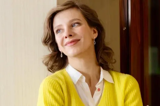 «А мы уже танцуем!»: Елизавета Арзамасова и Илья Авербух показали умилительное видео с дочерью