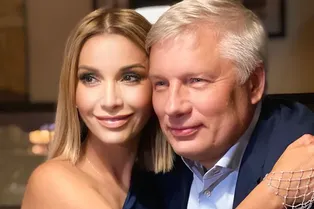 «Муж подарил мне украшения»: Ольга Орлова заявила, что Валерий прилетел в Италию в день ее рождения «Муж подарил мне украшения»: Ольга Орлова заявила, что Валерий прилетел в Италию в день ее рождения