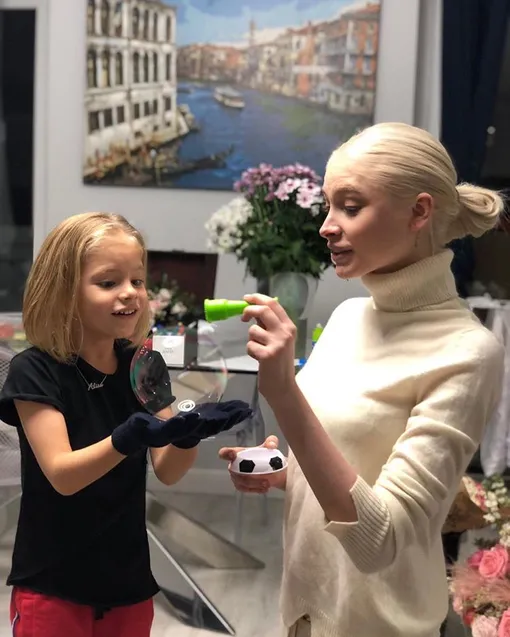 Алена с дочерью Алена с дочерью