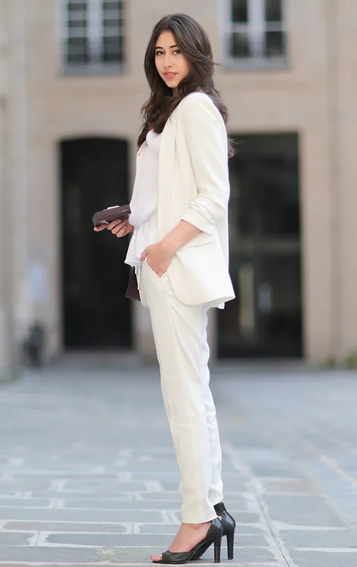 белый цвет в одежде