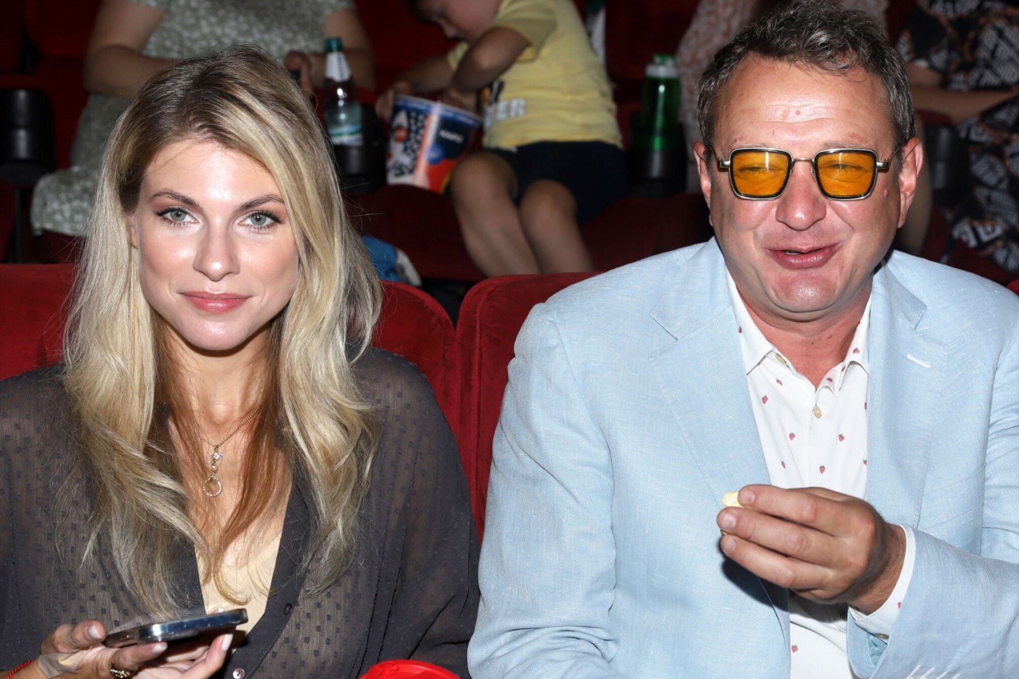 Әкесі мен қызының секс видеосы Тойда қайын енесі күйеу баласын қалай сиқытты