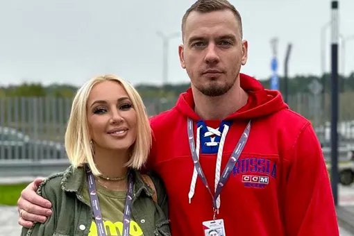 Лера Кудрявцева избила мужа мешком на глазах дочери Лера Кудрявцева избила мужа мешком на глазах дочери