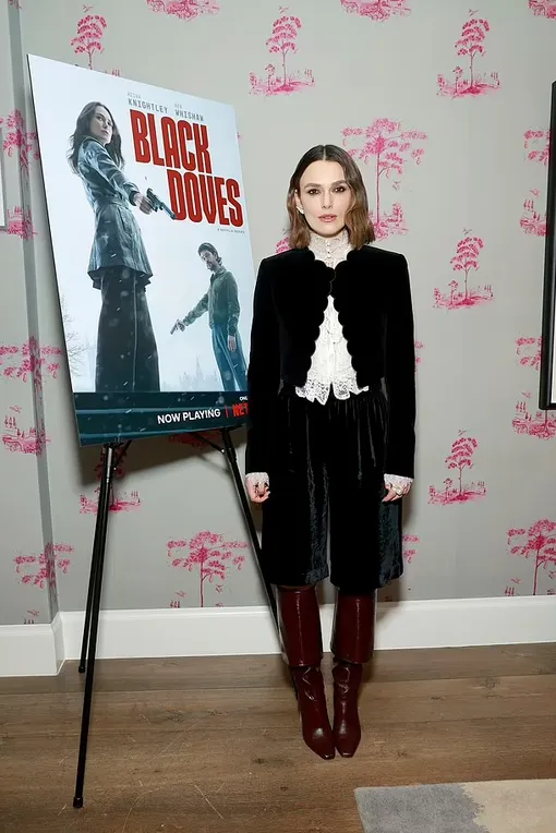 Кира Найтли поправилась на один размер после родов Кира Найтли поправилась на один размер после родов