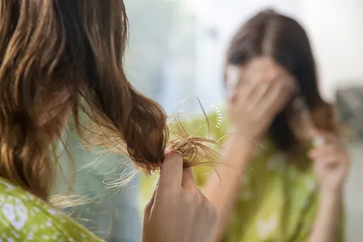 7 причин ломкости волос — и что с этим делать 7 причин ломкости волос — и что с этим делать