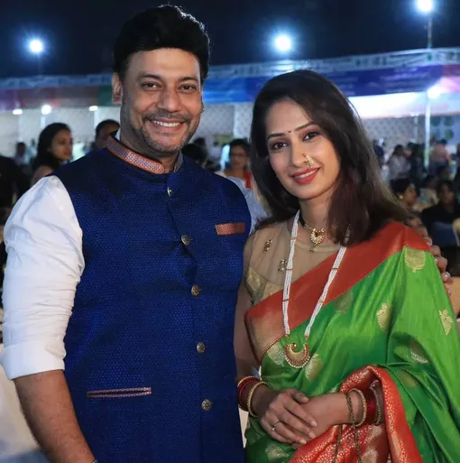 Супруги Шантану Моге и Прия Маратхе