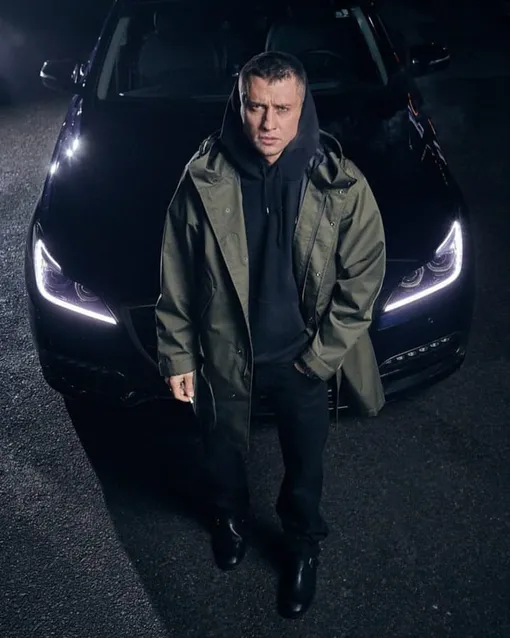 Павлу Прилучному одинаково идут и спортивные, и деловые костюмы Павел Прилучный биография