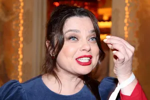 «Во мне проблема. Муж сказал правильно – худеть»: Наташа Королёва оконфузилась из-за платья в финале шоу «Суперстар!»