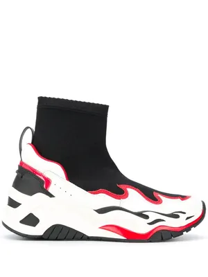 Кроссовки-носки P1thon, 30565 руб. Кроссовки-носки P1thon, 30565 руб.