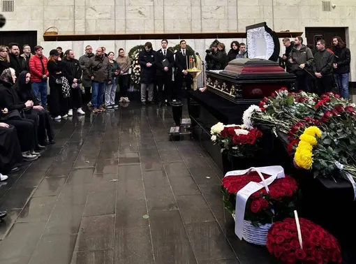 Прощание с Романом Поповым